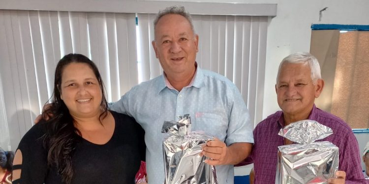 CRAS/SEMTAS REALIZA EVENTO FESTIVO DO DIA DOS PAIS COM O SCFV