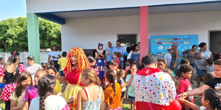 DIA DAS CRIANÇAS NA ESCOLA NELSO ALQUIERI